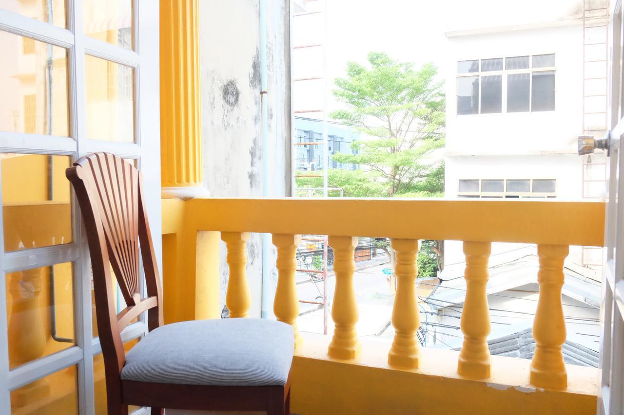 12/14 Home Studio Bangkok Exterior photo