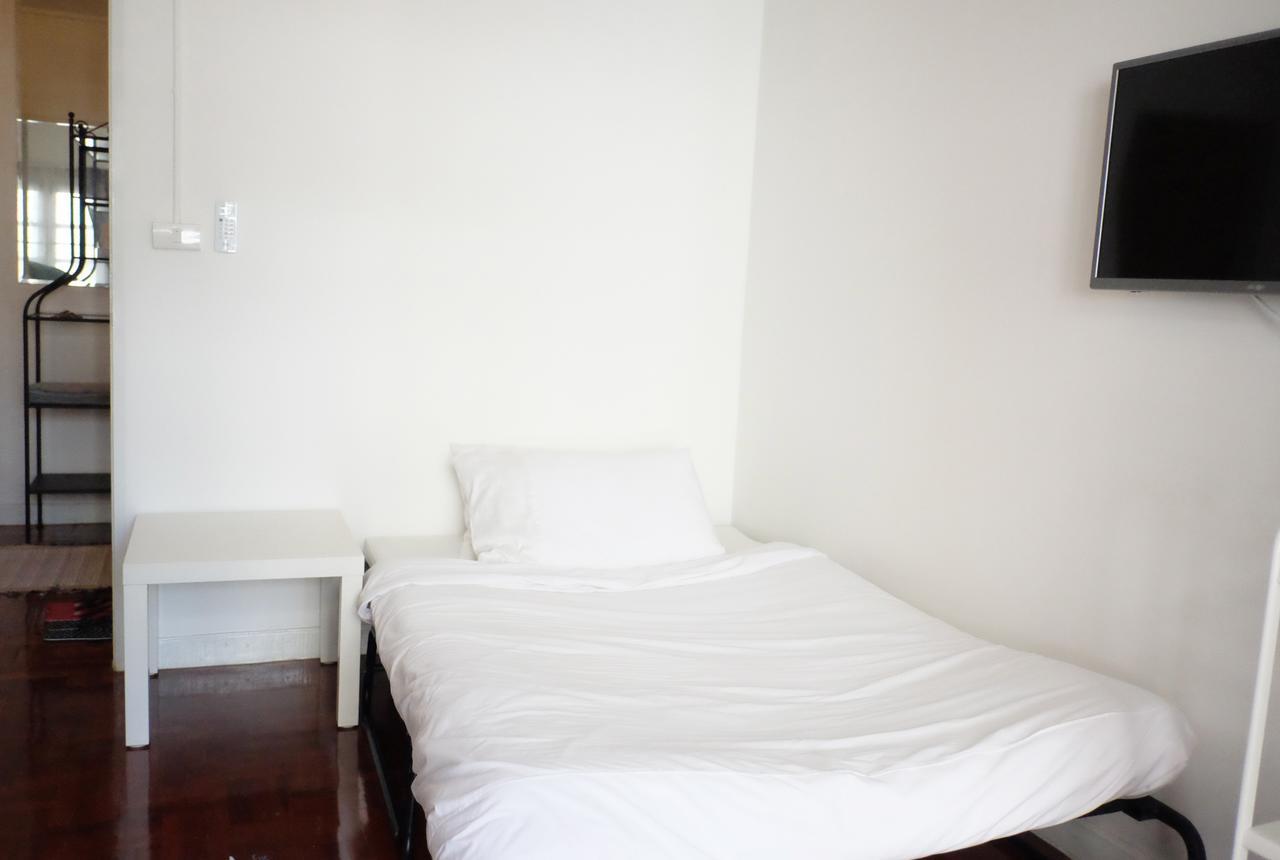 12/14 Home Studio Bangkok Exterior photo